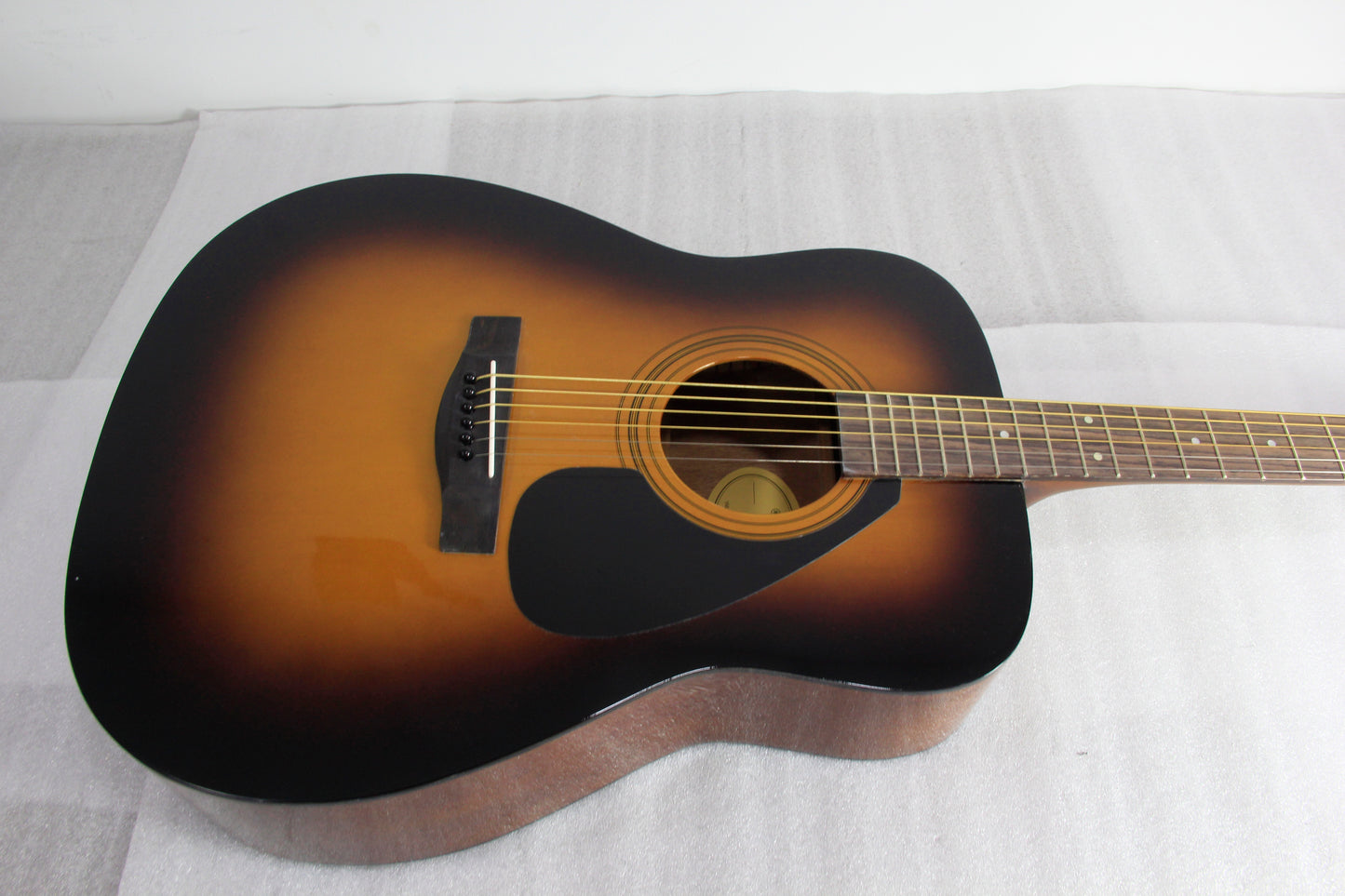 Yamaha F310 Acoustic Guitar